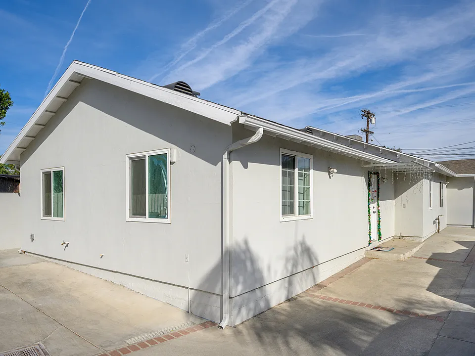9031 El Dorado Ave
