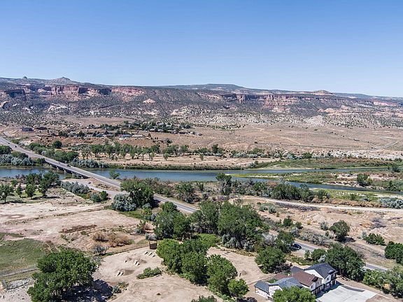 2nd image of 262 Red Cliffs Dr