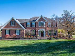5762 Brookstone Dr, Cincinnati, OH 45230