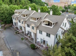 1464 River Rd APT 1, Edgewater, NJ 07020