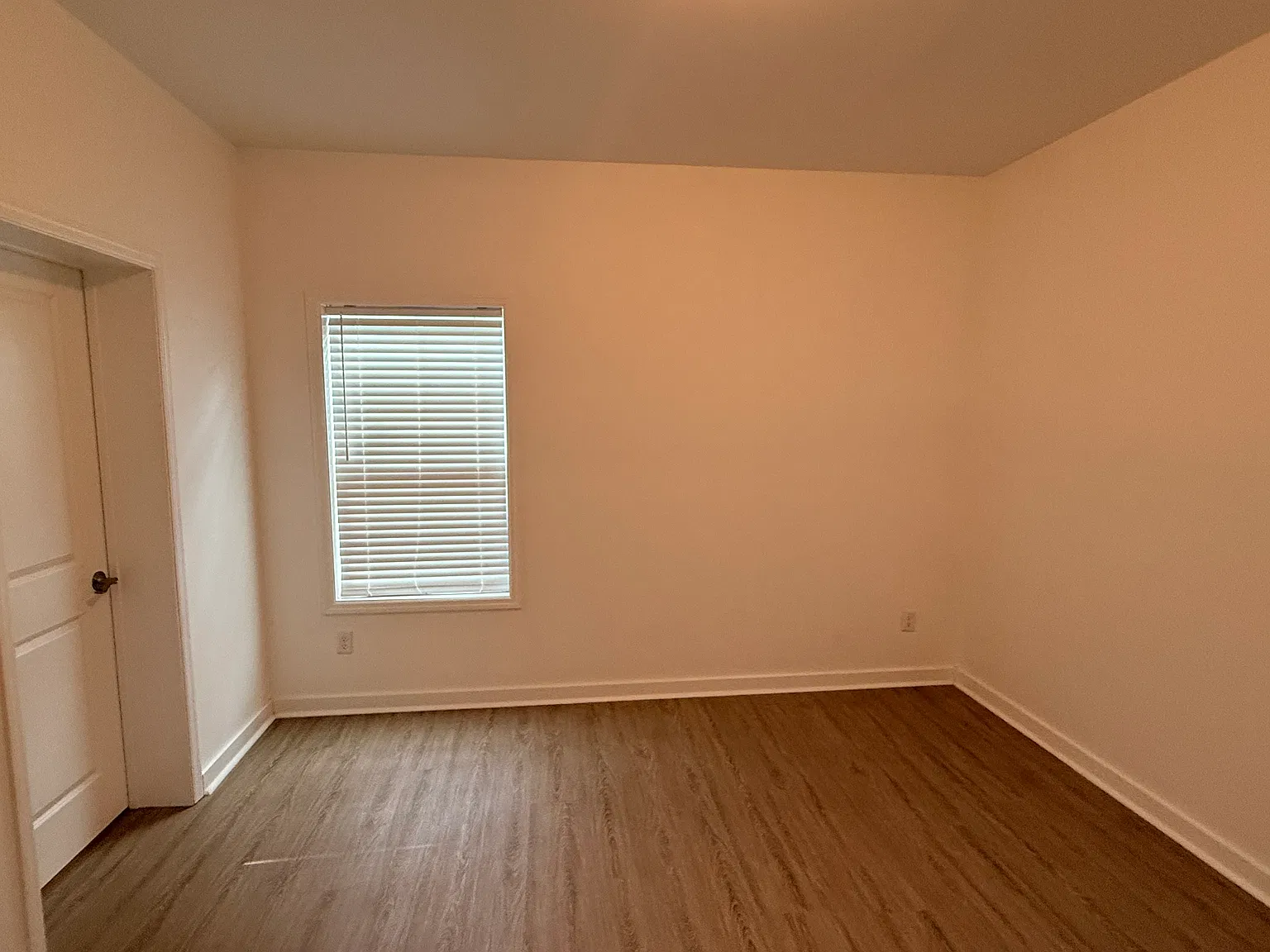 3 bed, 1120 sqft, $1,450 — Photo 4