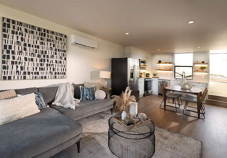 2664 L St #8 — Photo 9
