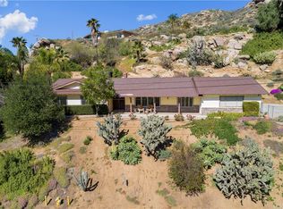 375 Two Trees Rd, Riverside, CA 92507