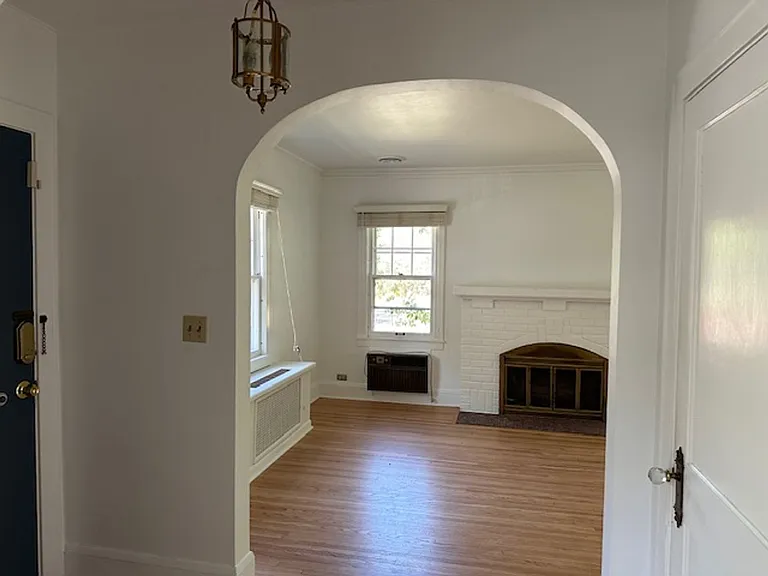 4200 Brookside Ave — Photo 6