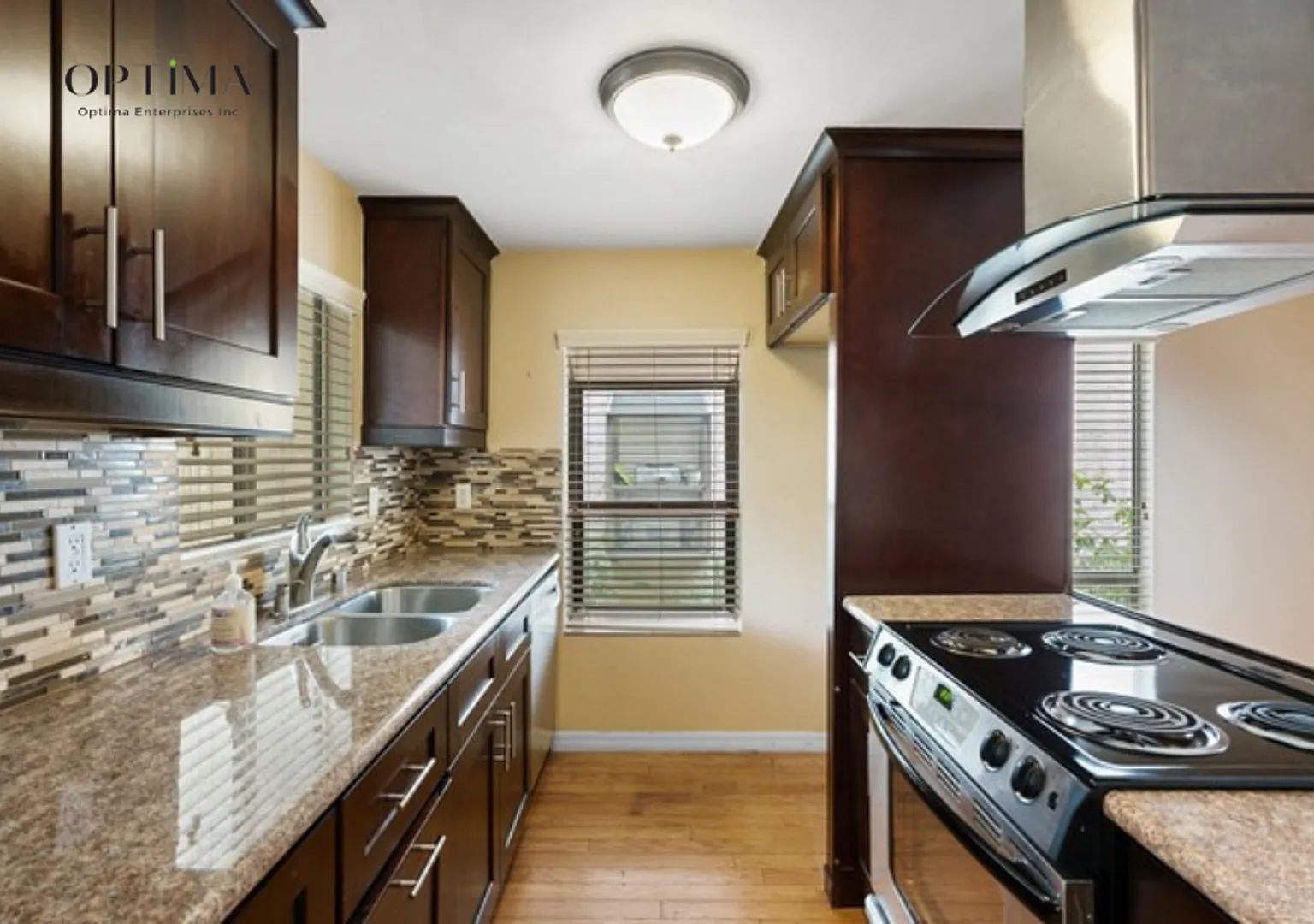 $500 Move-In Special | Spacious 3BR Condo in Tarzana Private 2-Car Garage & Resort-Style Amenities! — Photo 3