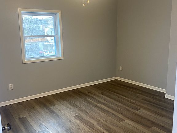 2nd image of 529 E High St #C
