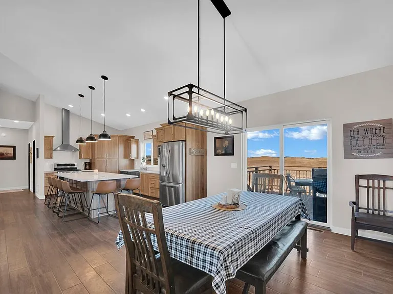 6692 Old Folsom Rd — Photo 5
