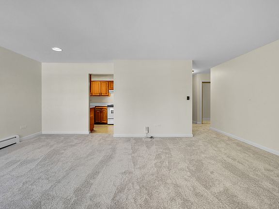 5th image of 4129 Saratoga Ave APT A217