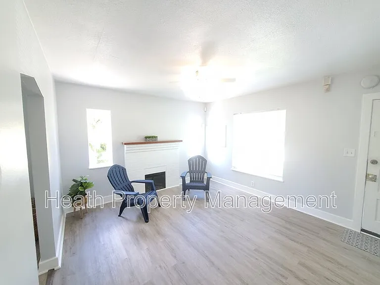 1735 25th St S #1 — Photo 7
