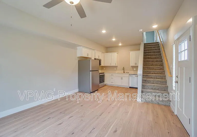 2347 E Otter Loop #A — Photo 5