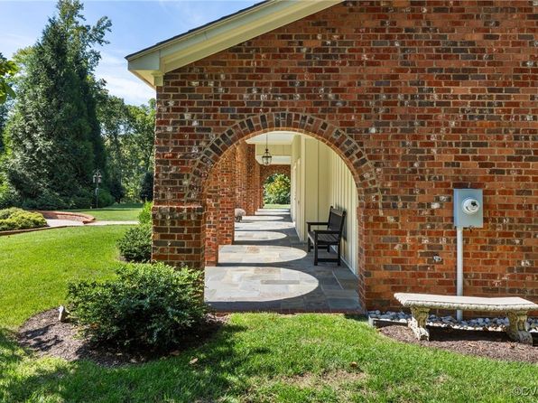 1300 Sabot Creek Ct, Manakin Sabot, VA 23103