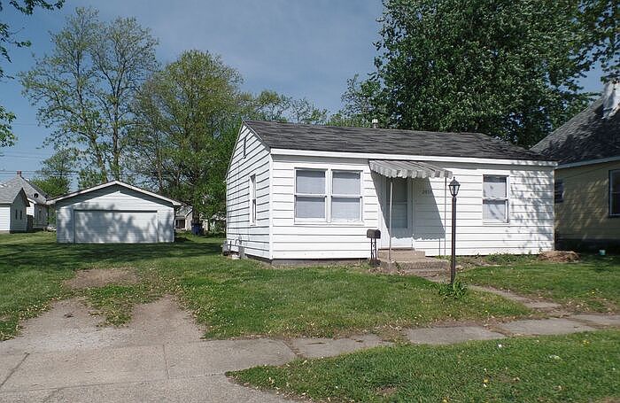 1st image of 2028 N 22nd St