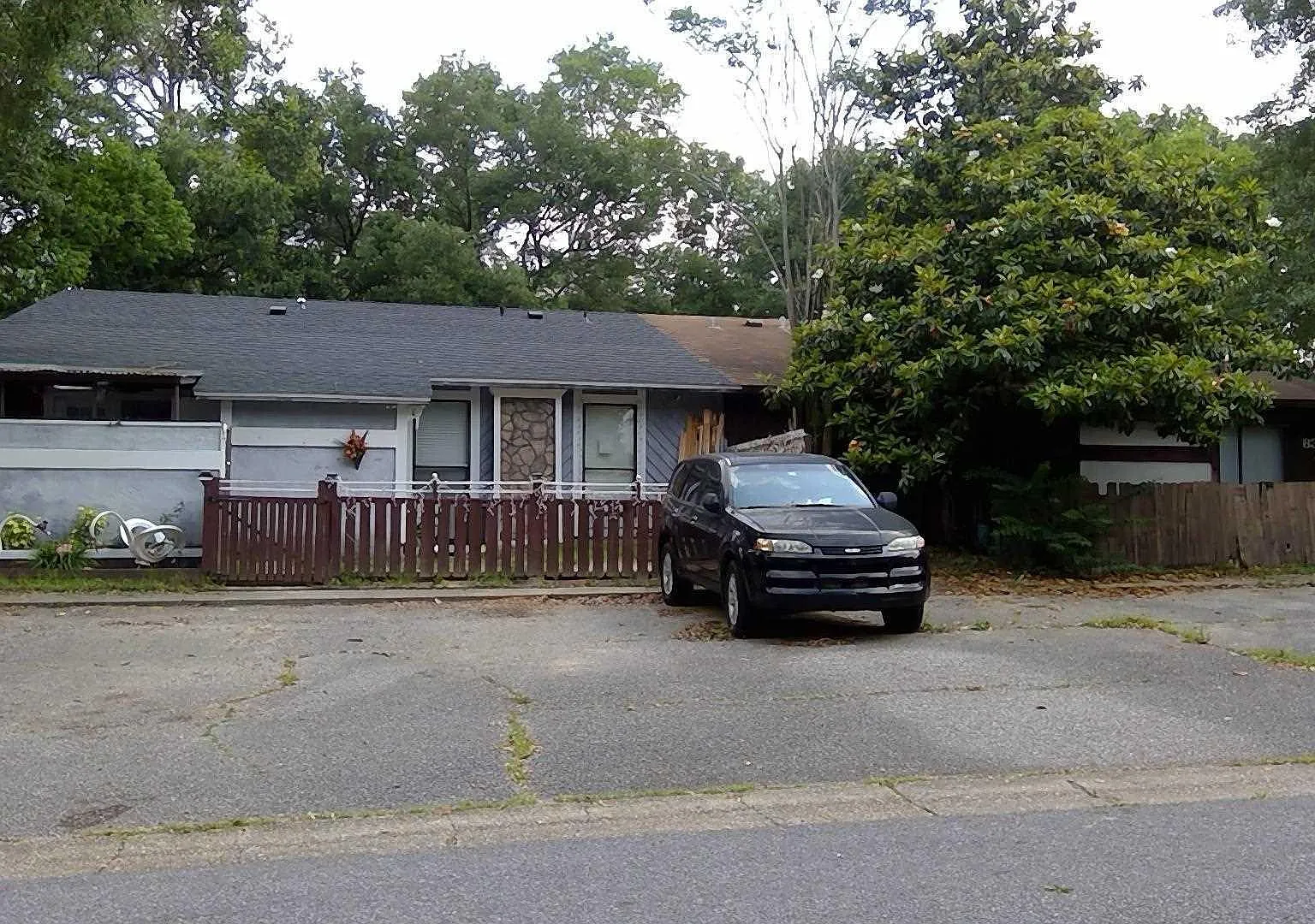 2 bed, 994 sqft, $1,350 — Photo 1