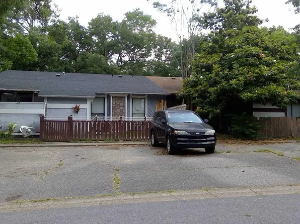 8380 Country Walk Dr APT B, Pensacola, FL 32514