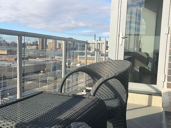4th image of 5-49 Borden Ave #L8