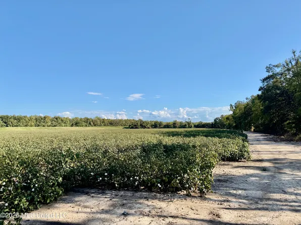 268 Warner Rd, Batesville, MS 38606