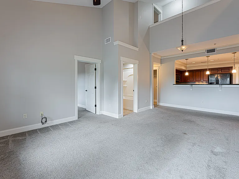 2 Monticello Village Dr #302 — Photo 14