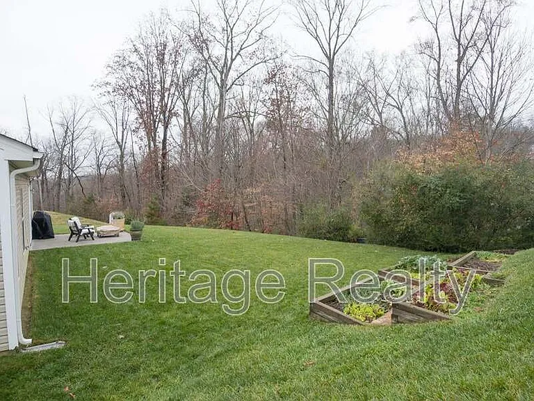 6515 Airtree Ln — Photo 16