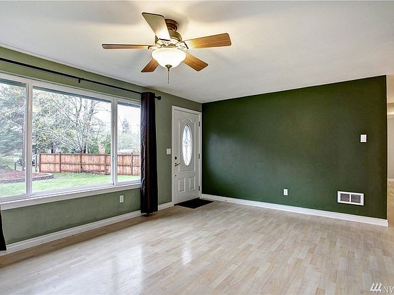 4th image of 14327 Hollyburn Lane Kp N