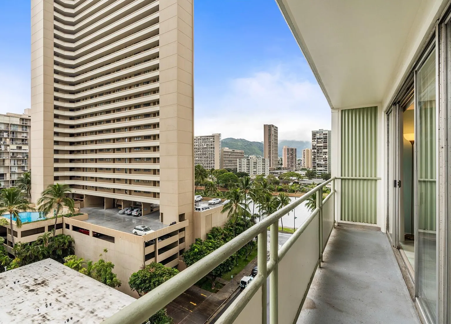 445 Kaiolu St #905- Agent: Justin Baptista - 1 — Photo 3