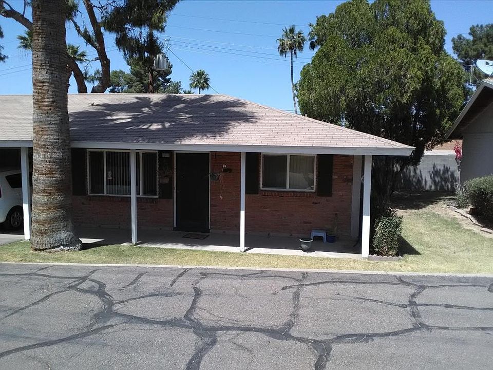 1st image of 524 W Fairway Dr Unit 7