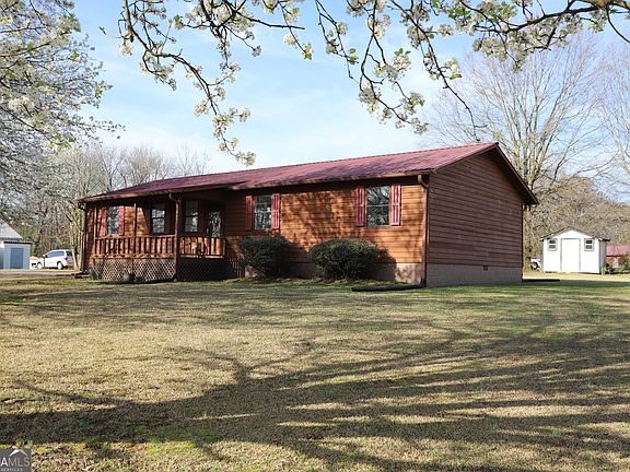 2nd image of 16 Laredo Dr