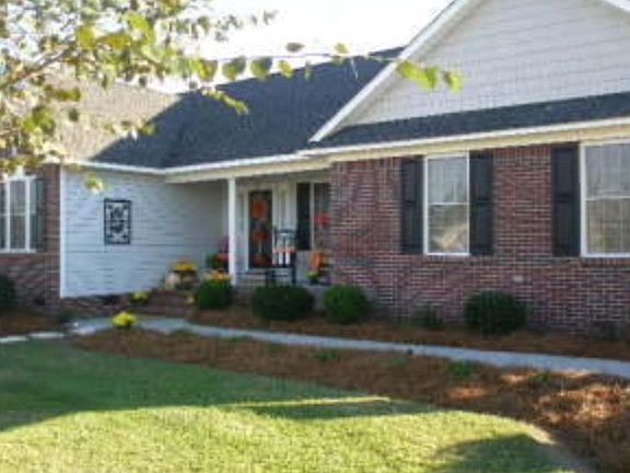 3rd image of 105 Eastwind Dr