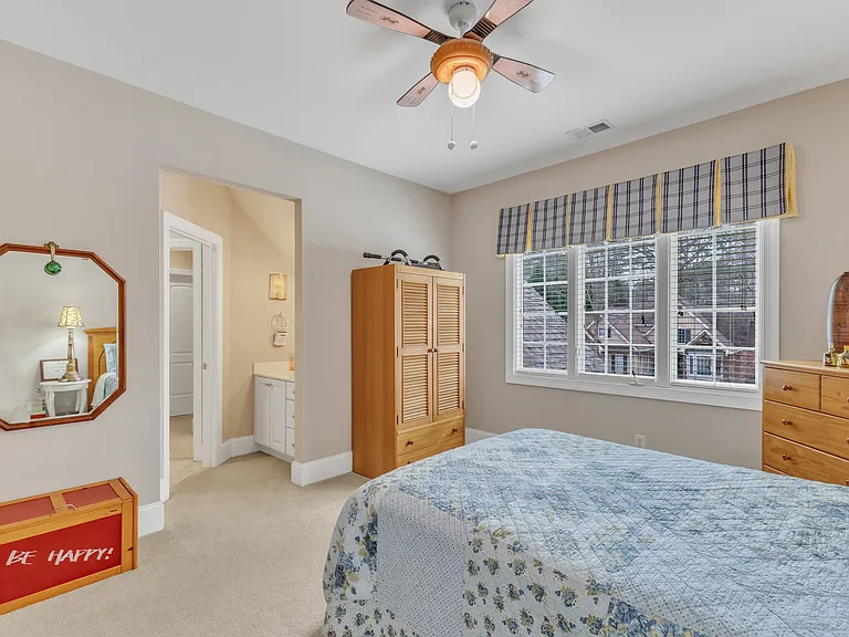 7201 Small Ridge Cir — Photo 16
