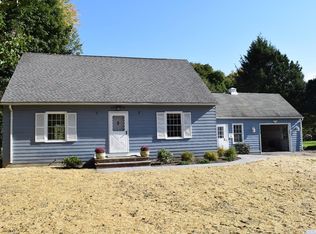 43 Benner Rd, Red Hook, NY 12571