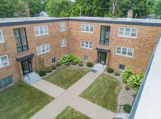 1833 Randolph Ave APT 3, Saint Paul, MN 55105