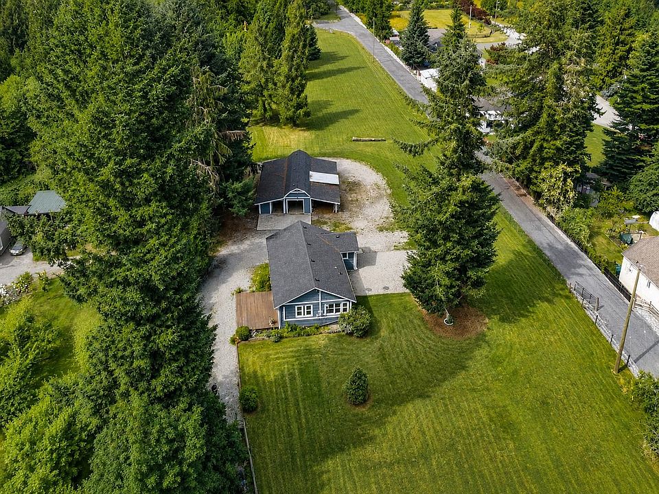 1st image of 33625 Ferndale Ave