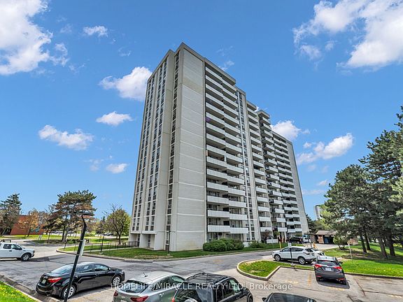 2nd image of 20 Forest Manor Rd #1611