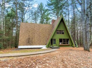 10 Hanson Rd, Collinsville, CT 06019