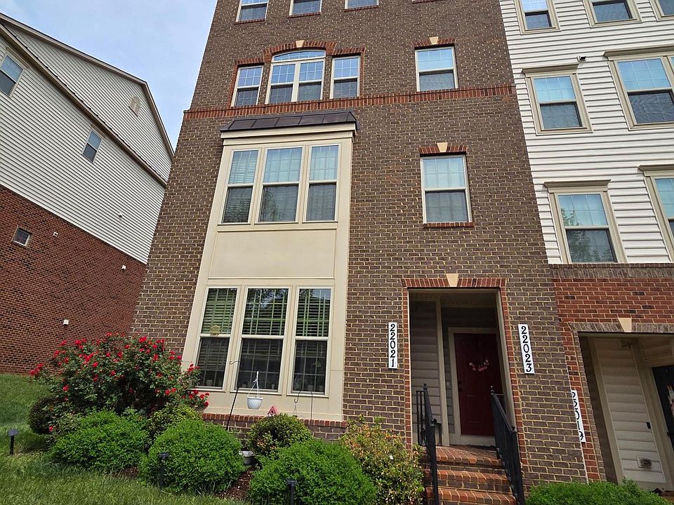 1st image of 22021 Broadway Ave #402L