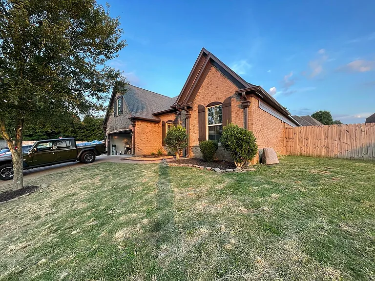 9295 Crimson Mill Dr — Photo 16