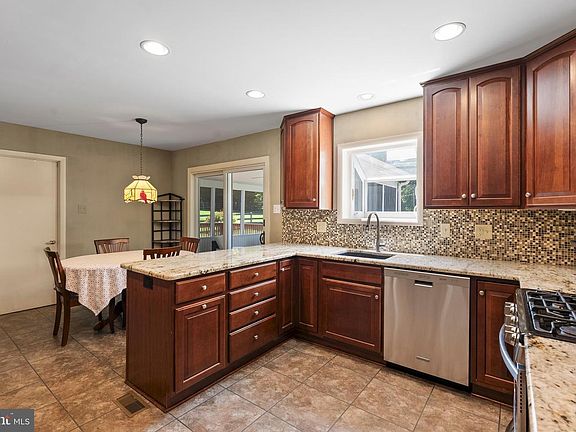2nd image of 3913 Esgarth Way
