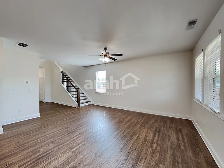5160 Smithbriar Dr — Photo 8