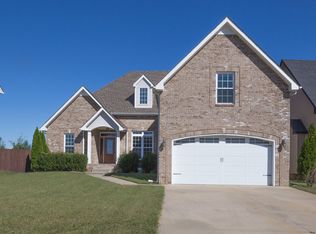 707 Ellie Nat Dr, Clarksville, TN 37040