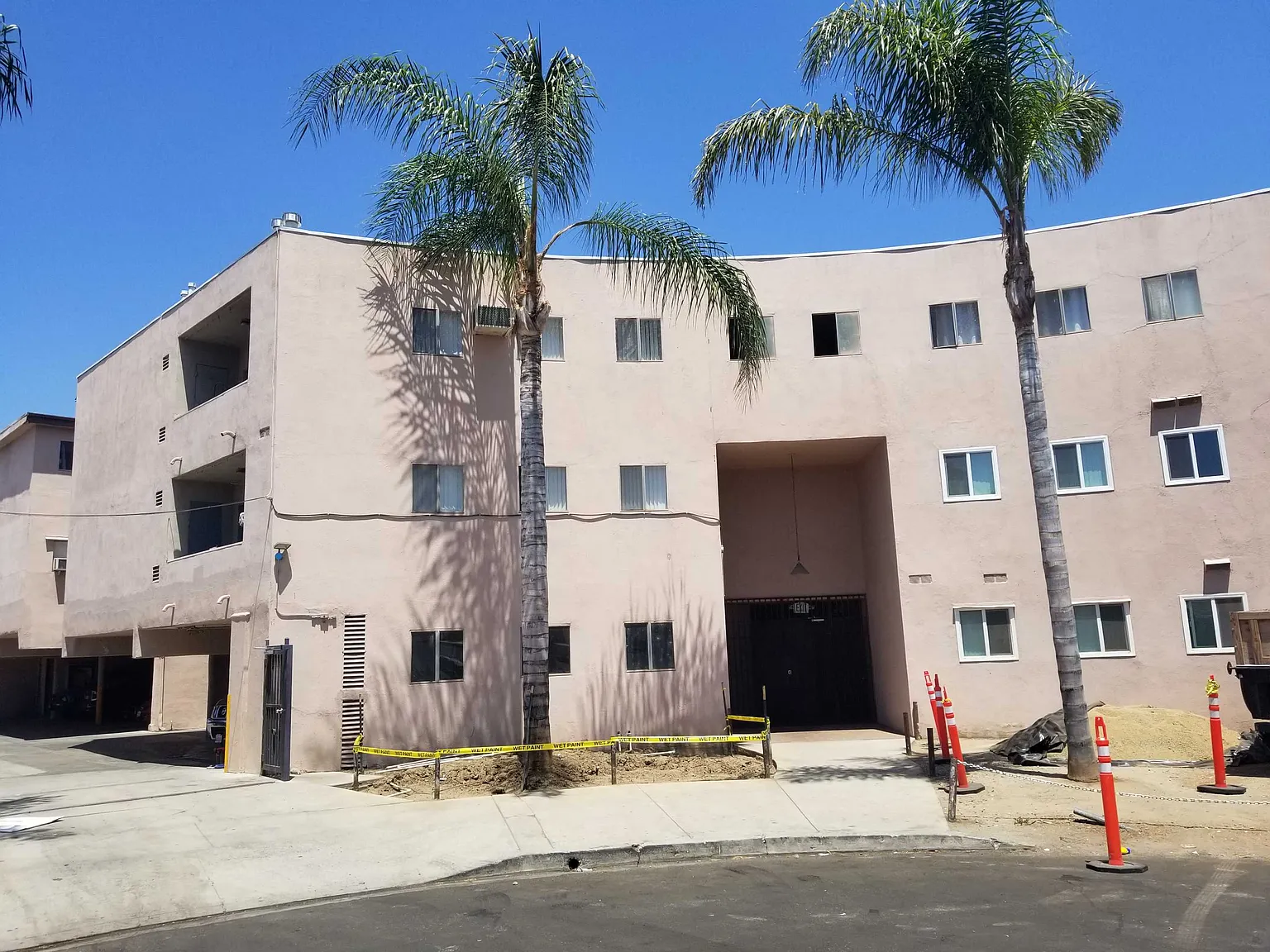 3 bed, $3,495 — Photo 3