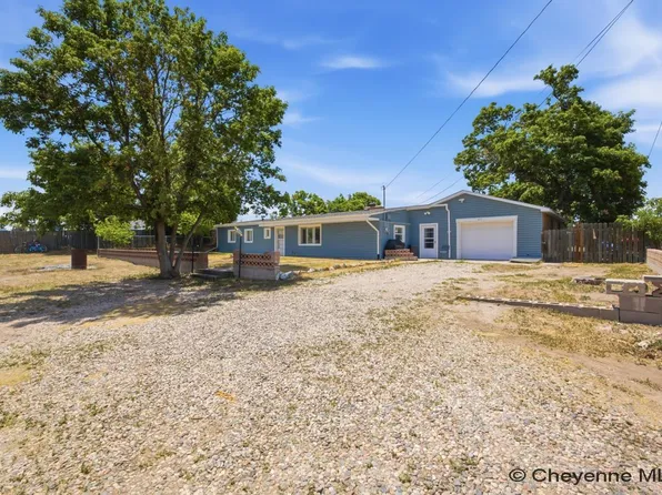 403 Walker Ln, Cheyenne, WY 82007