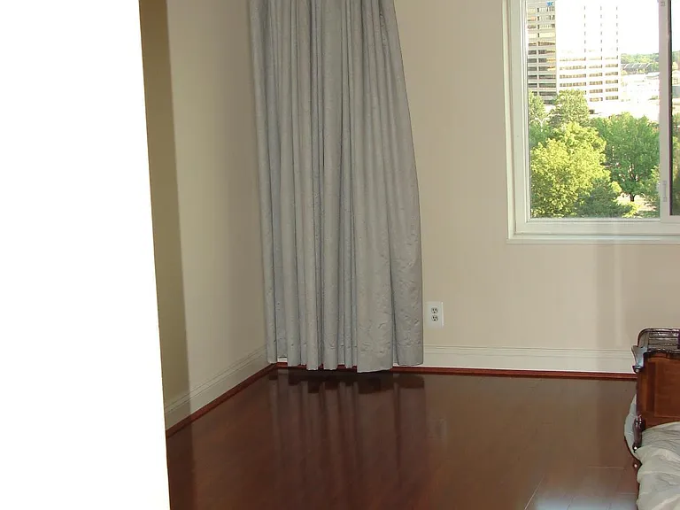 8360 Greensboro Dr #1006 — Photo 6