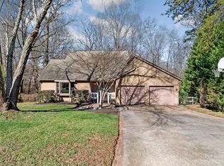 7256 Leaves Ln, Charlotte, NC 28213