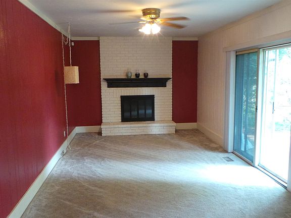 3rd image of 24554 Aric Way