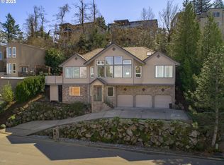 94 Garibaldi St, Lake Oswego, OR 97035