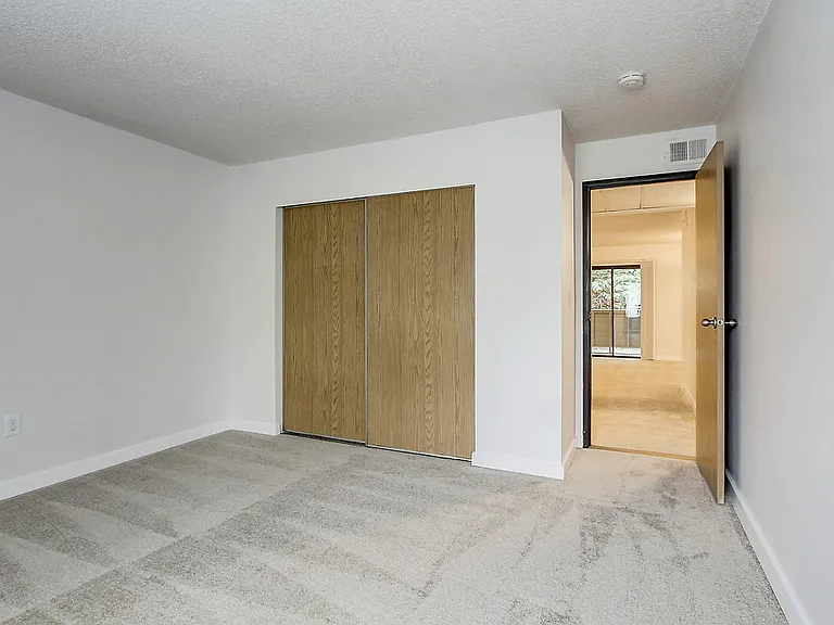 Cedar Terrace — Photo 12