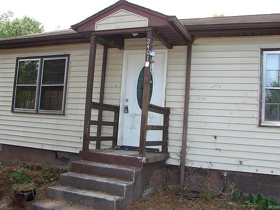 4th image of 2401A Grant St