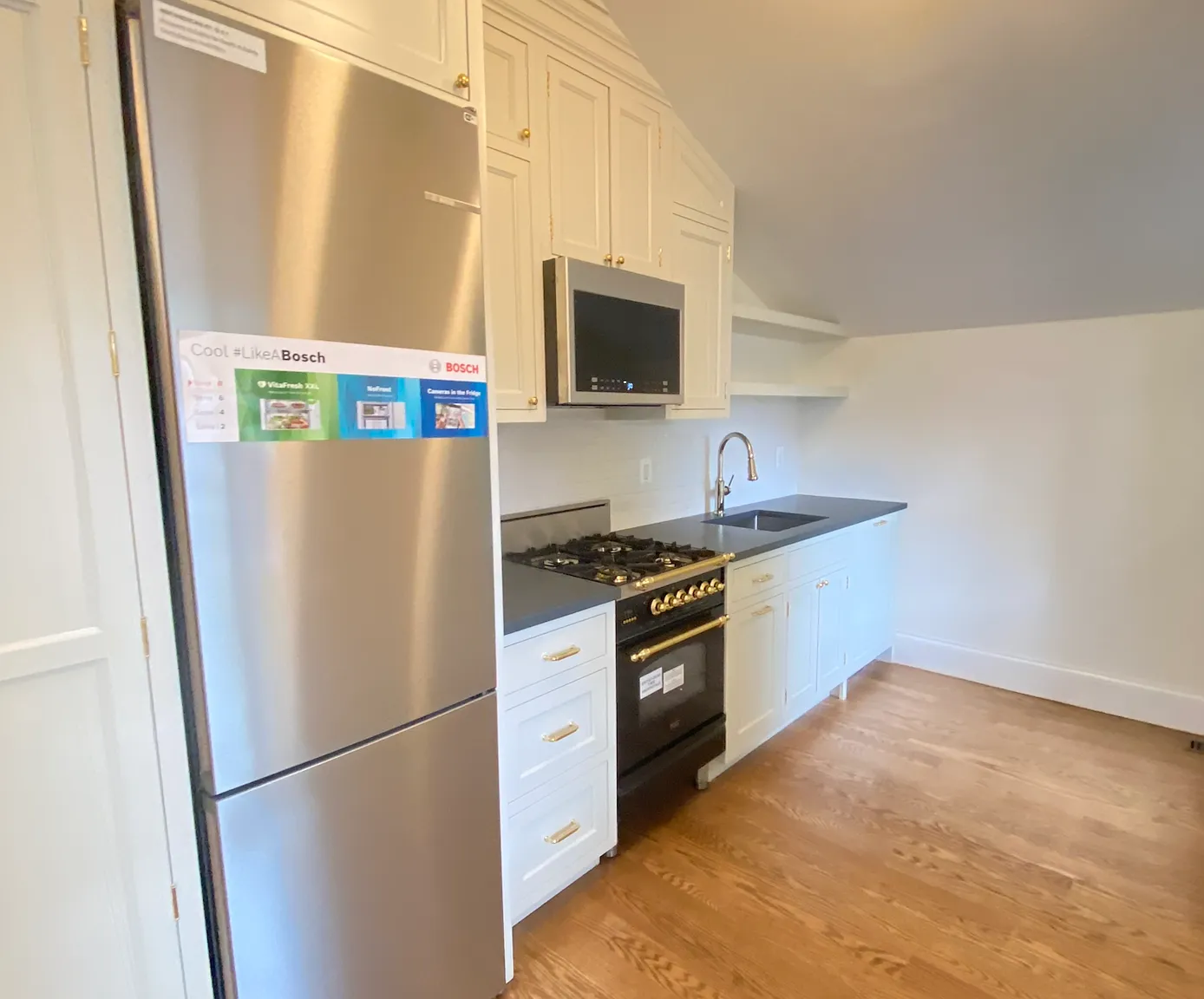 2 bed, 2.5 bath, 1500 sqft, $4,200 — Photo 4