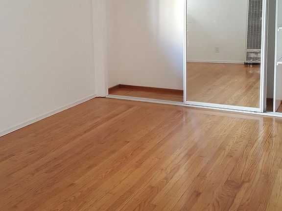 3rd image of 717 6th Ave Unit B
