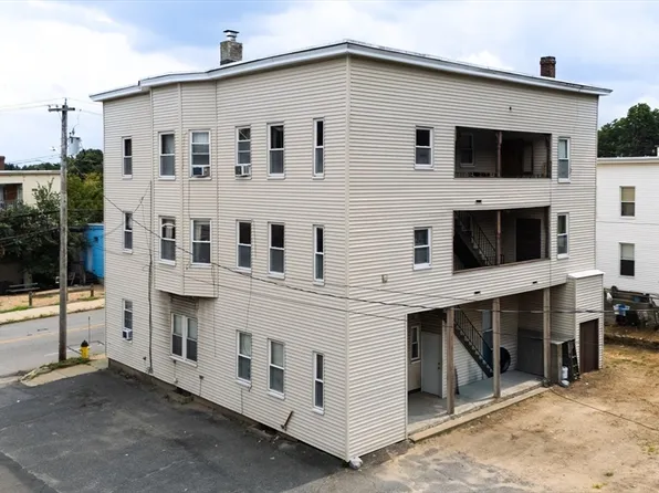 52 Bemis Rd, Fitchburg, MA 01420