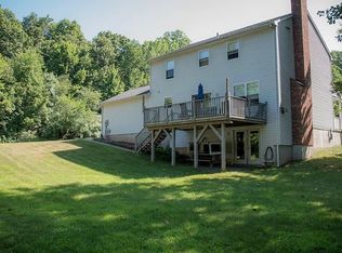 5 Cariati Blvd, Meriden, CT 06451